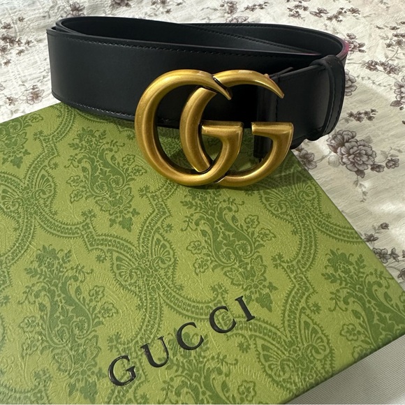 Gucci Black Belt With Monogram Buckle - Picture 1 of 6